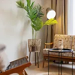 Beautiful Flat With Shared Garden